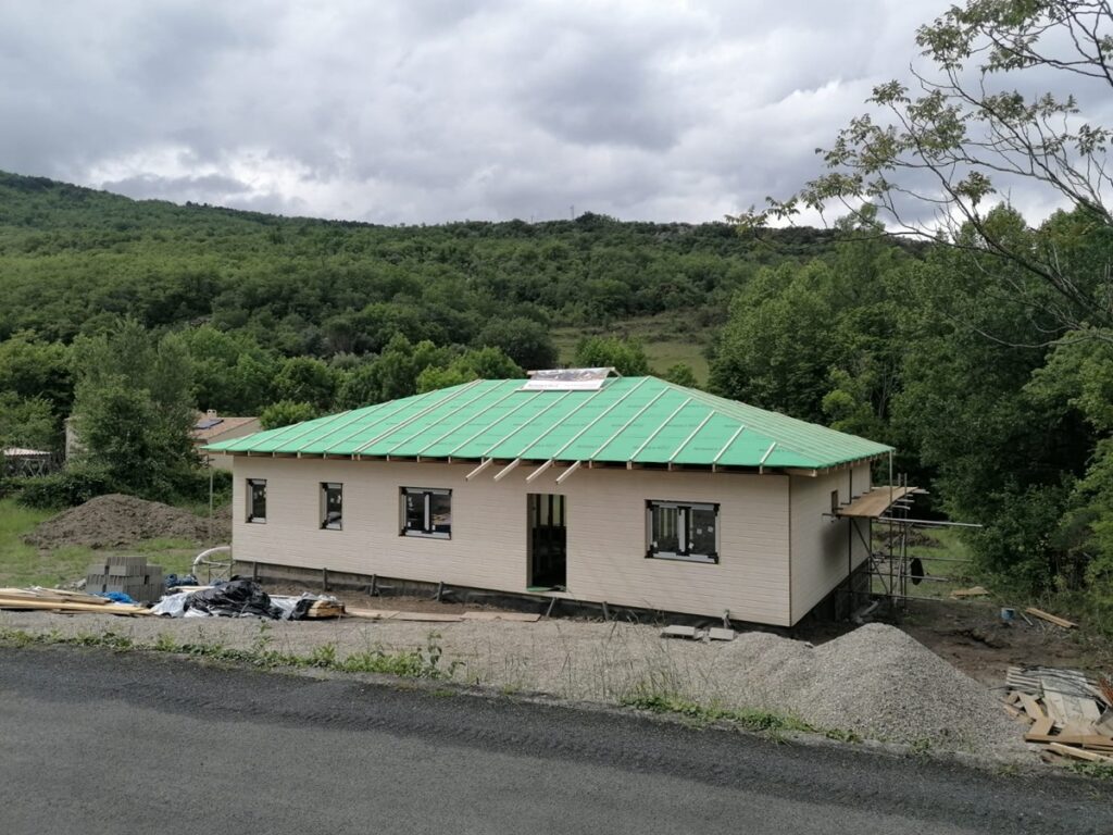 prefabricated house ginoles france 2