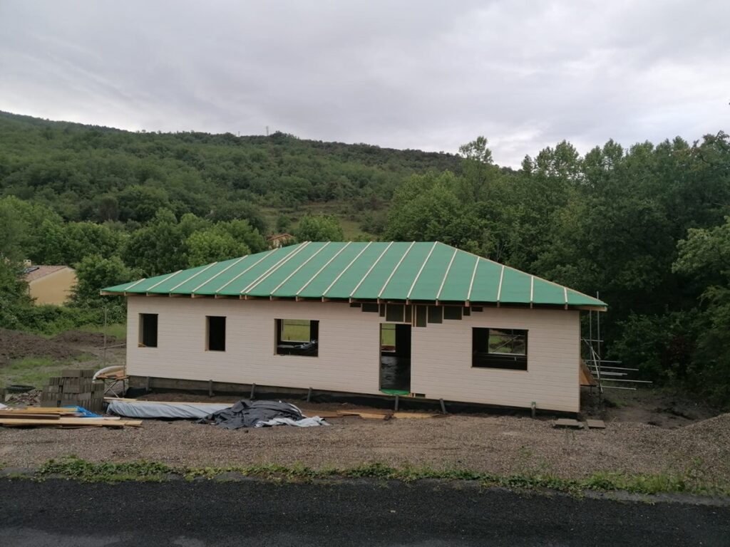 prefabricated house ginoles france 6